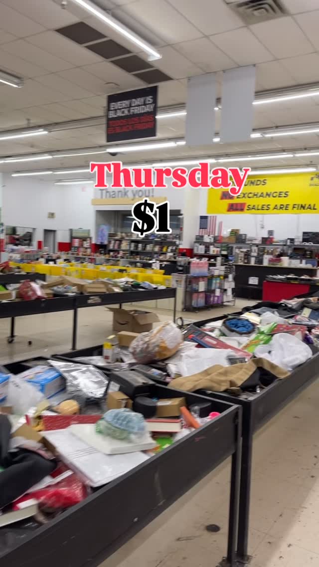 Inside Daily Dealz - bin store floor view