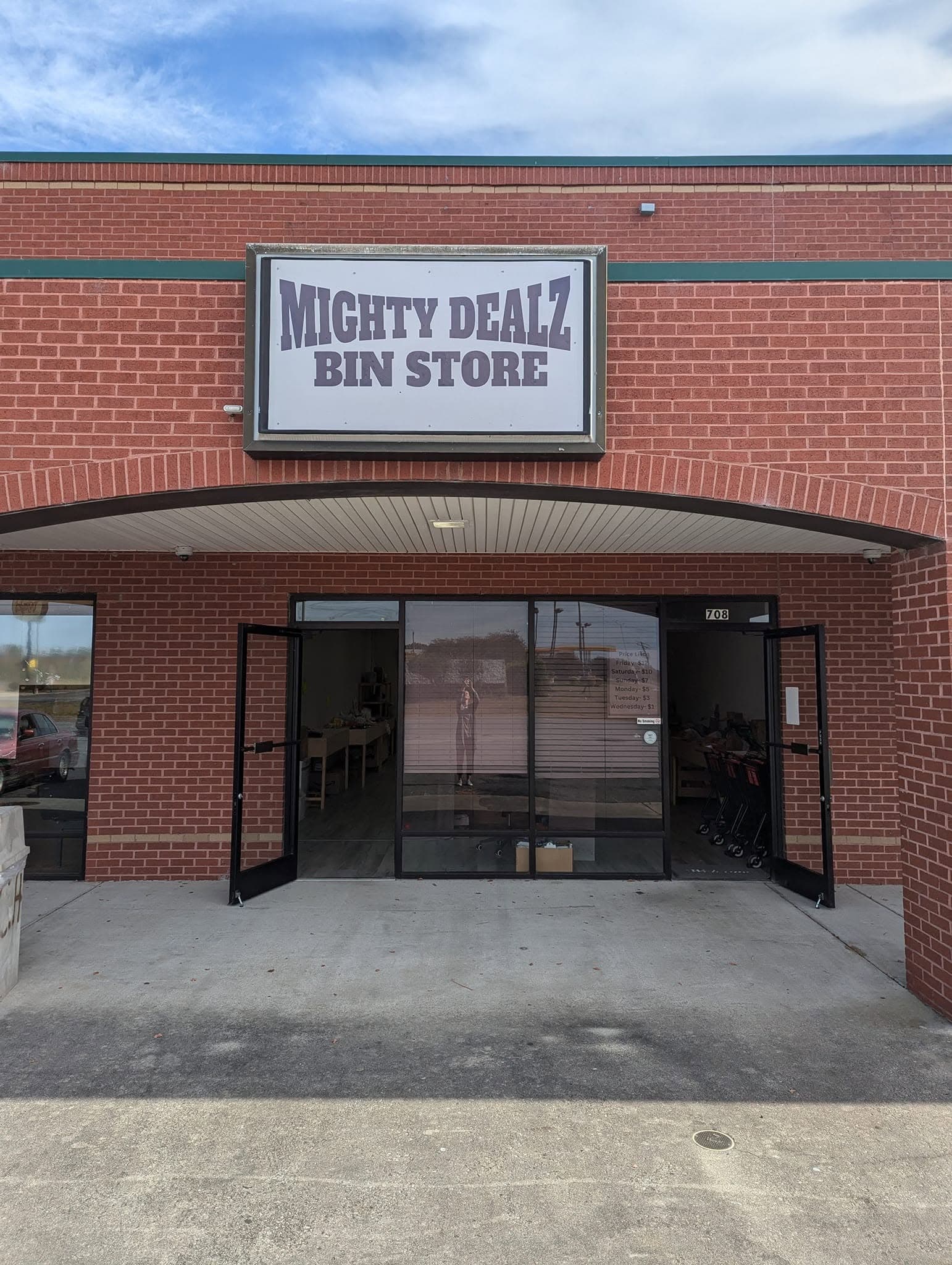 Mighty Dealz Bin Store